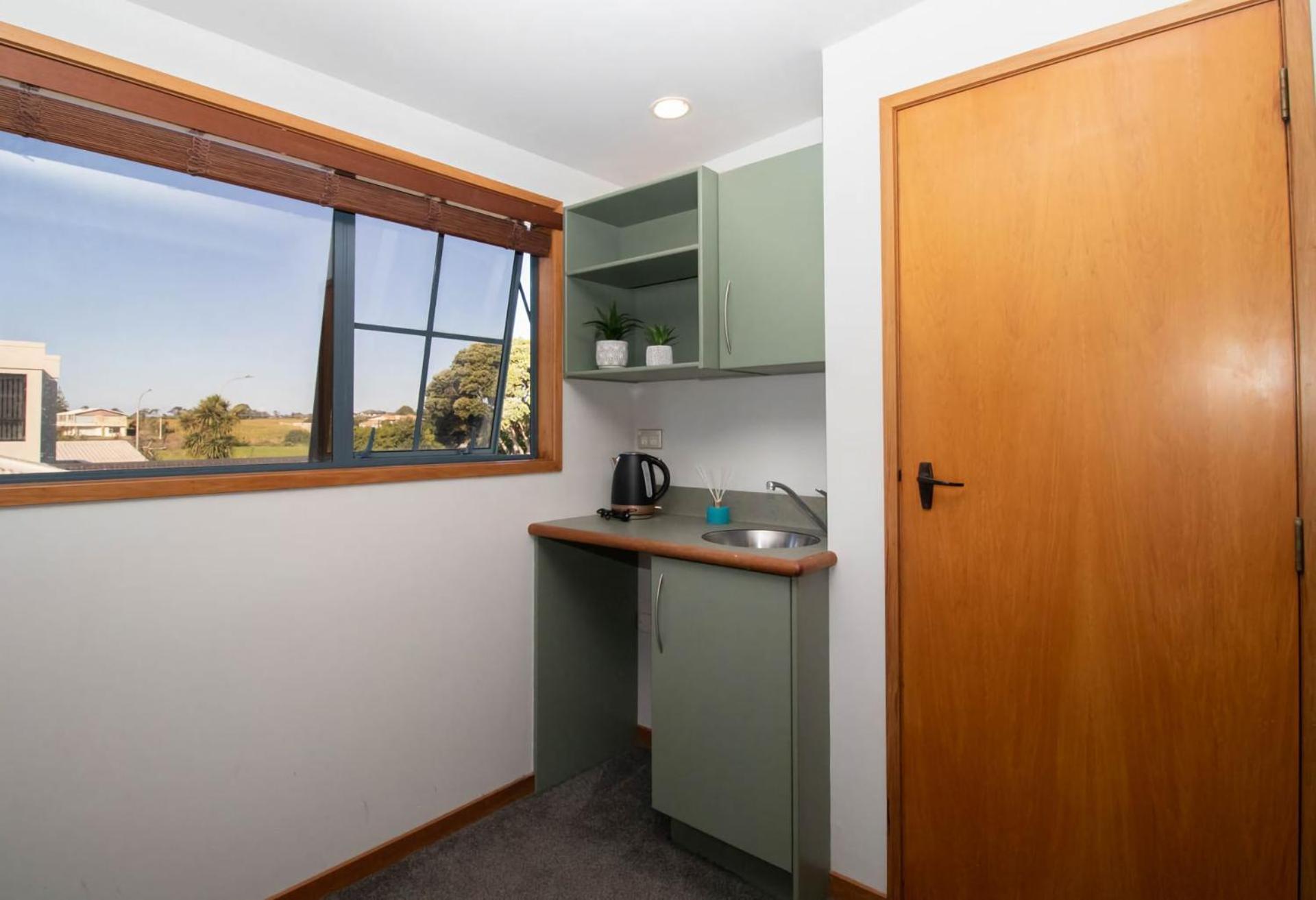 Beachfront Bliss On Wanaka Terrace Support Local Villa New Plymouth Exterior foto