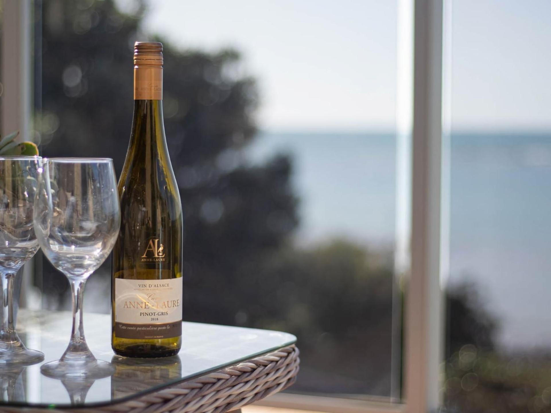 Beachfront Bliss On Wanaka Terrace Support Local Villa New Plymouth Exterior foto